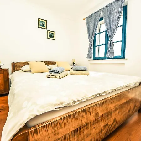 Holiday Maja By Interhome Zarici